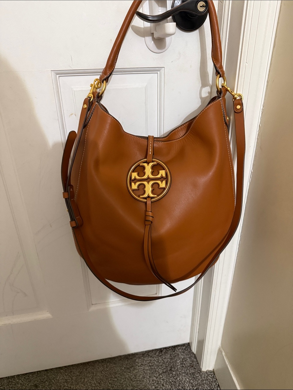 Tory Burch Tan Leather Hobo Shoulder Bag with Gold Logo